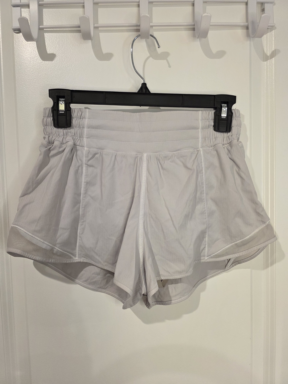 Lululemon Hotty Hot Short High-Rise 2.5"